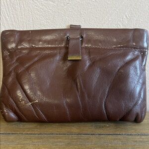 Vintage Amity Brown Leather Snap-On Wallet
Genuine Cowhide Brass Handles Accents